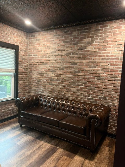 Customer photo review of Winchester Chesterfield Leather Sofa
