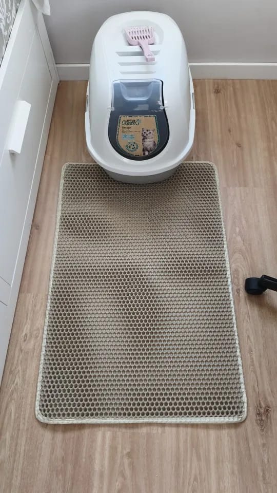 Customer photo review of Double Layer Honeycomb Cat Litter Mat for Indoor Cats