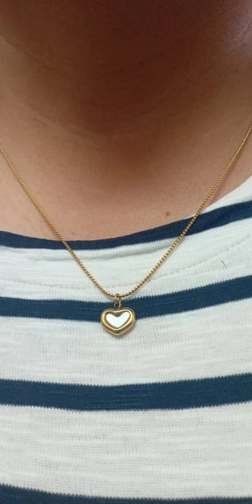 Customer photo review of Nautical Charm Shell Necklace