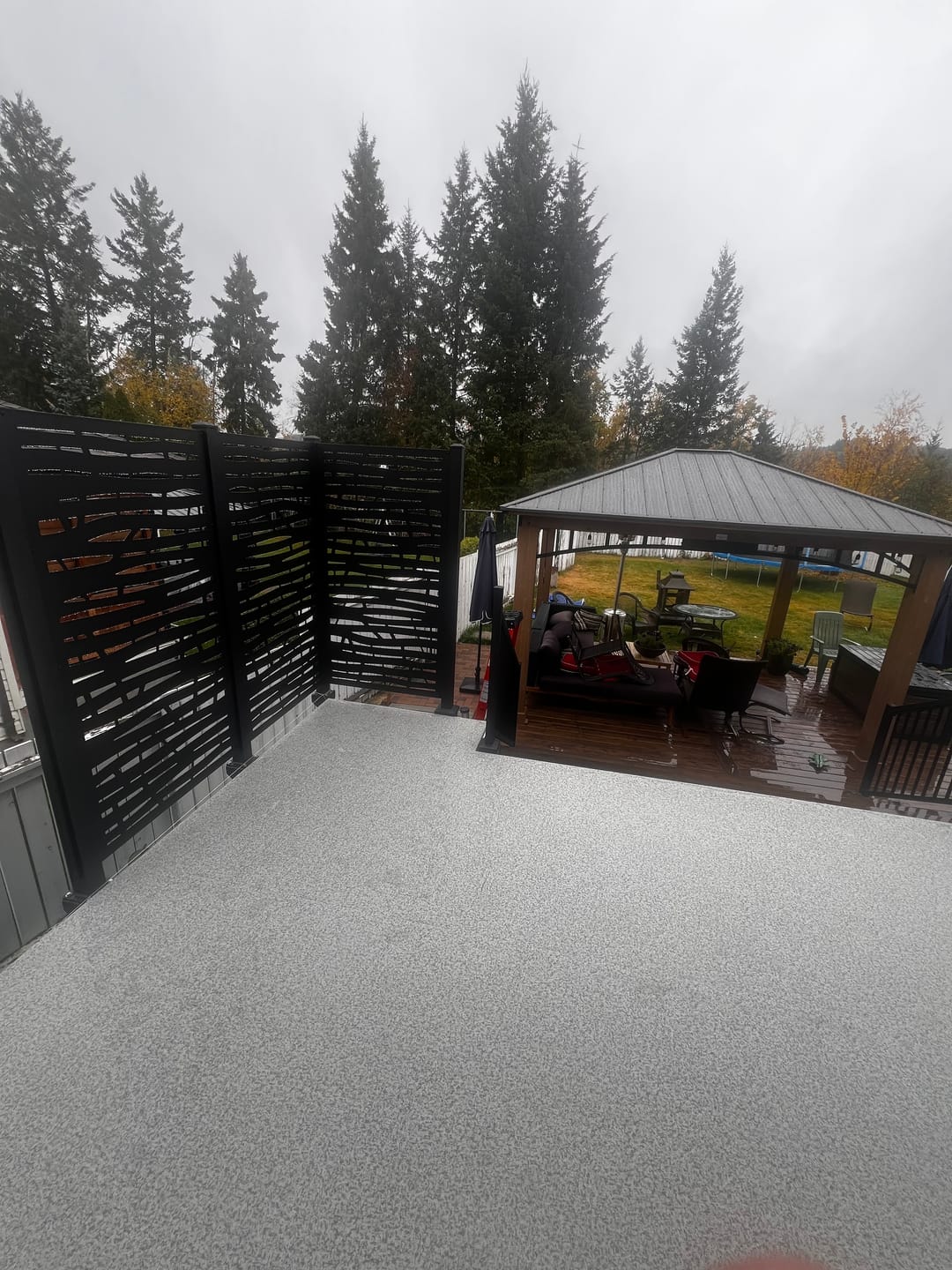 Customer photo review of Privacy Screen (Branch)