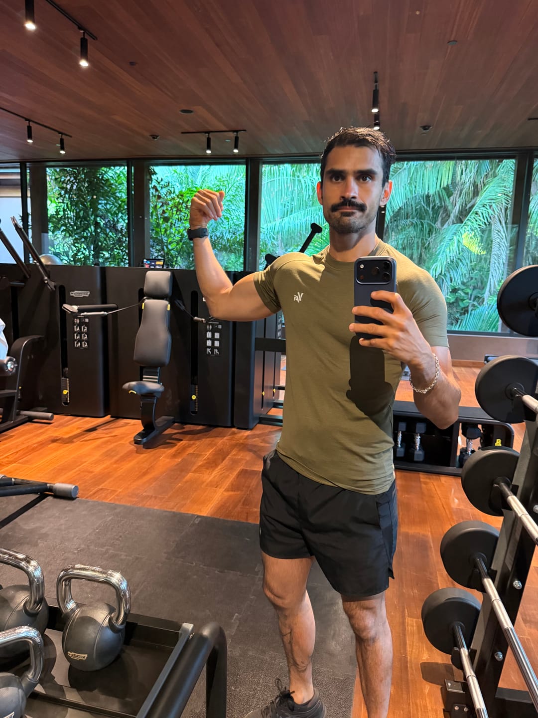 Customer photo review of 4016 - Natural Cotton Compression Tees