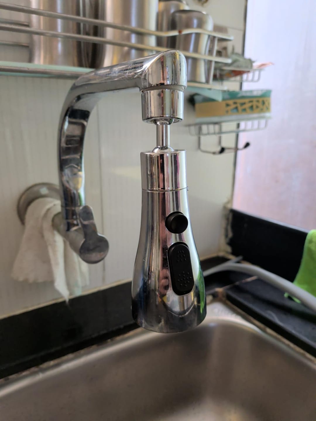 Customer photo review of Universal 360° Rotating Tap Extender for Kitchen Sink 3 Water Spray Modes Anti-Splash Faucet Aerator Nozzle