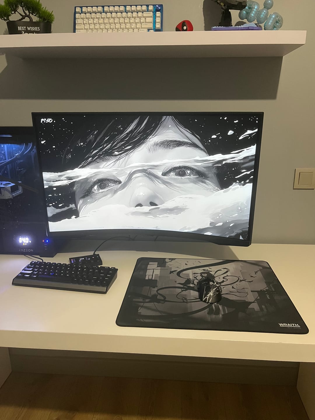 Customer photo review of Wraith Ace Series [Ravenfall] Limited Edition Poron Mousepad