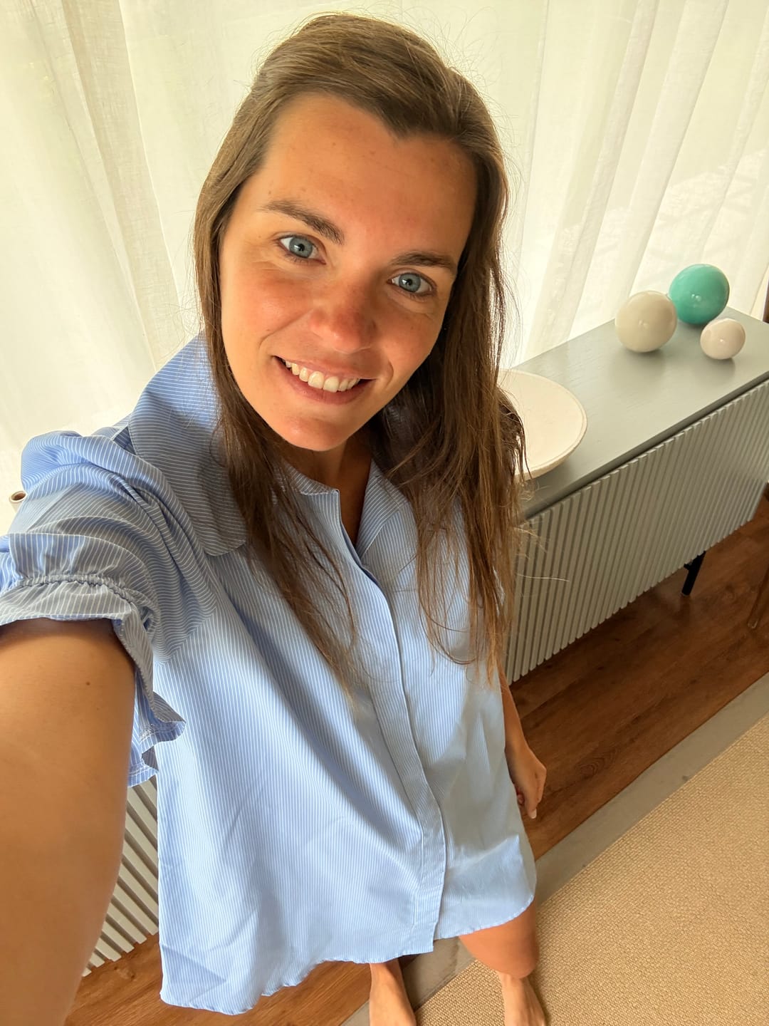 Customer photo review of Camisón Isabel Rayas Azúl