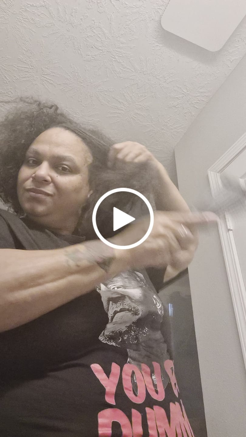 Customer video review of Length Retention Detangler Brushes
