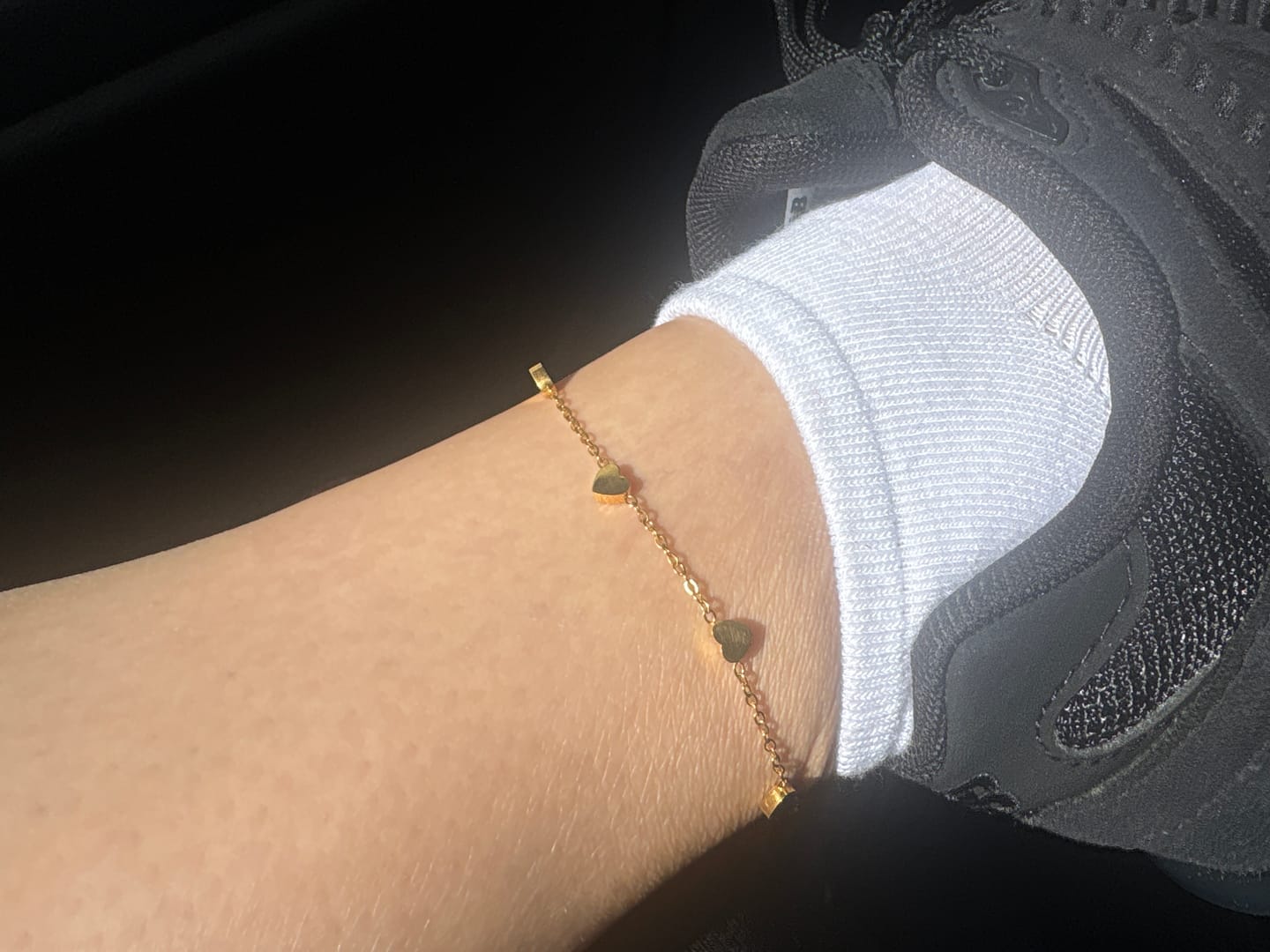 Customer photo review of Butterflies Anklet