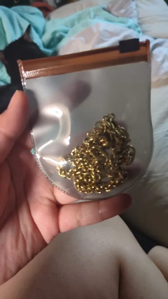 Customer photo review of Gleaming Chunk Aura Necklace