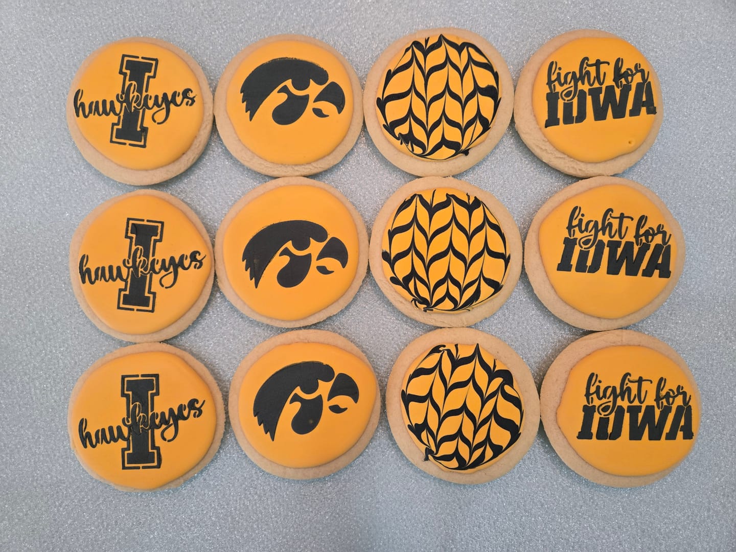Customer photo review of Hawkeyes Cookie Stencil Set