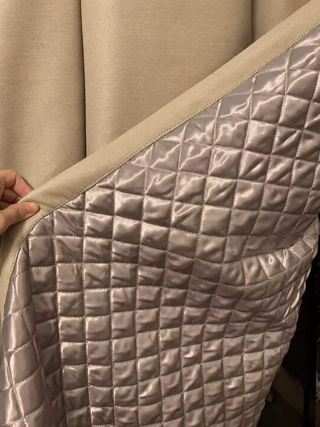 Customer photo review of Cortina Anti Ruído Premium 100% Blackout com Isolante Acústico Bege Sob Medida - Soothe