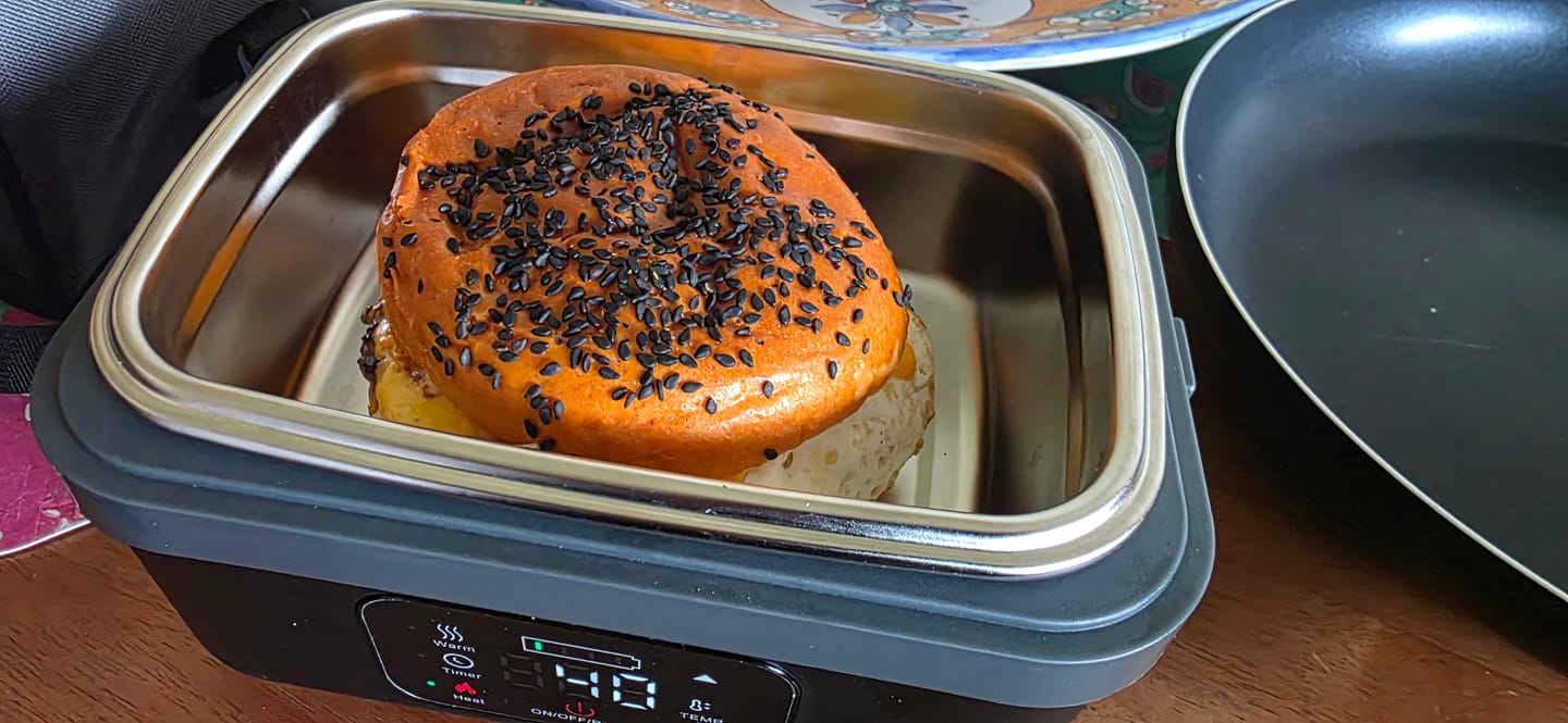 Customer photo review of Yakka Heating LunchBox