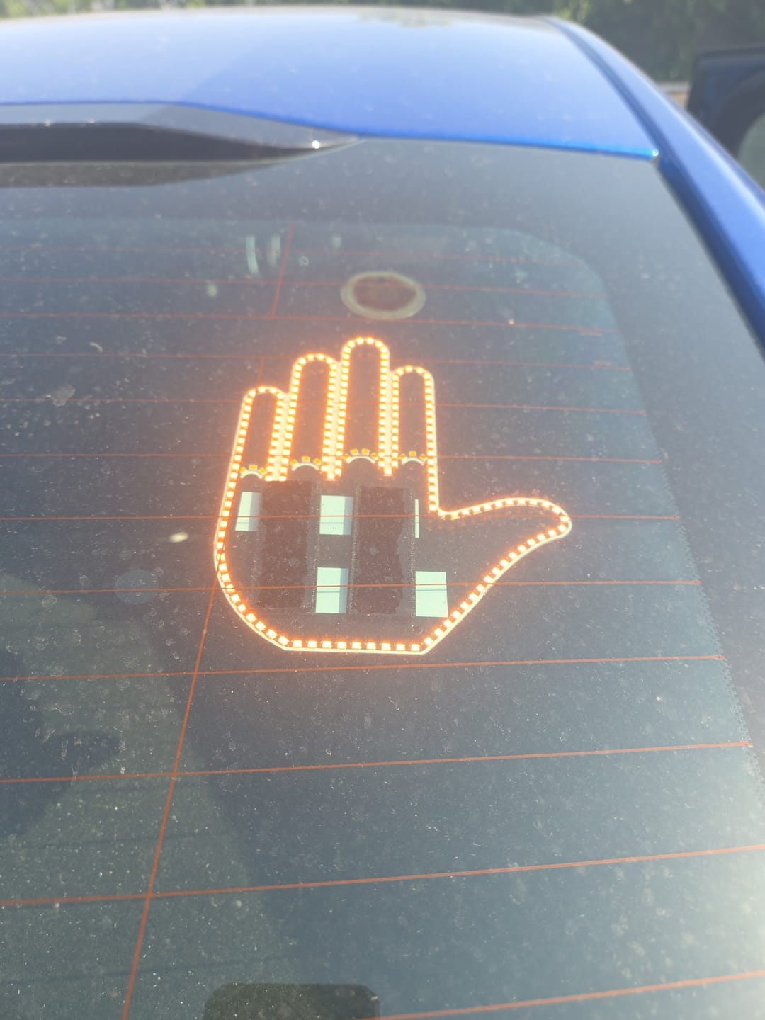 Customer photo review of BirdFlipper™ - Led Hand Sign