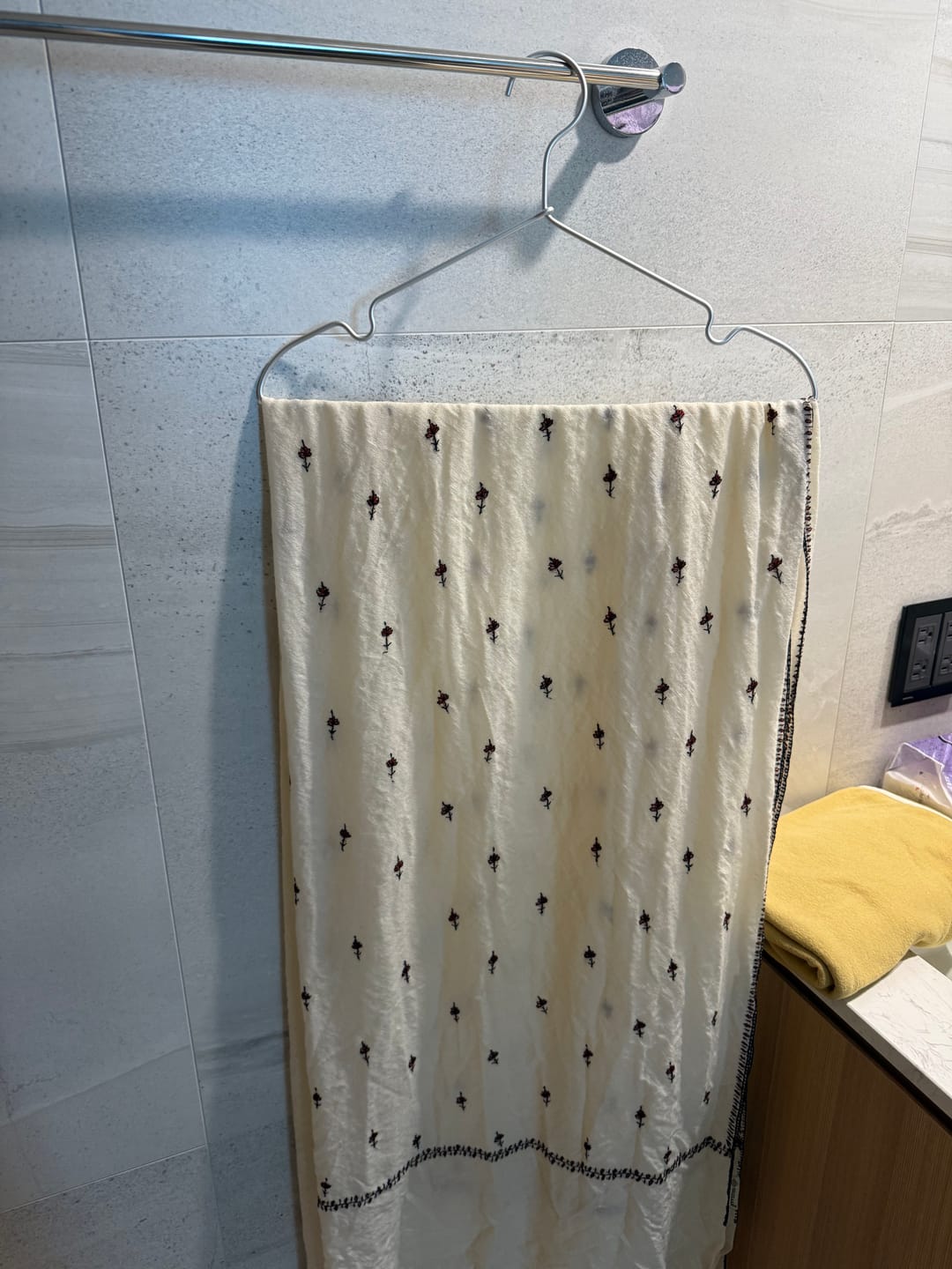 Customer photo review of White Fine Wool Hand Embroidered Machie Booti Shawl