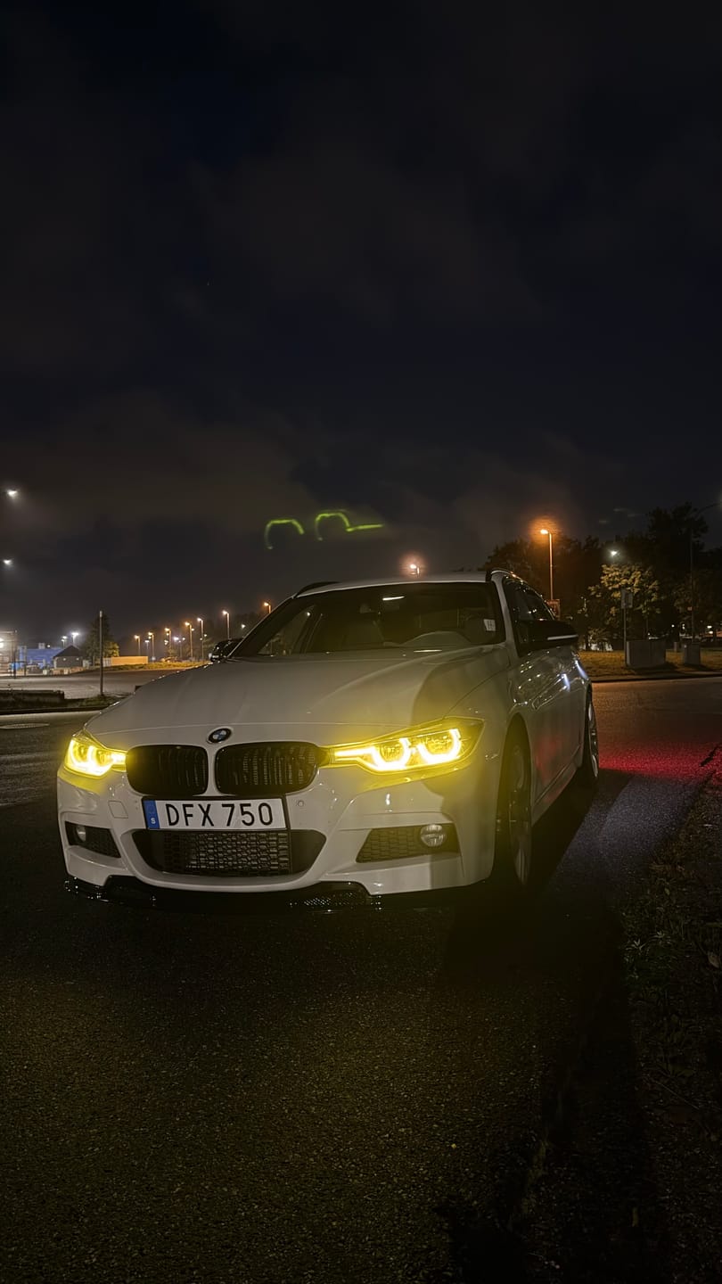 Customer photo review of BMW F30 & F31 Varis Frontleppe "Gloss Black"