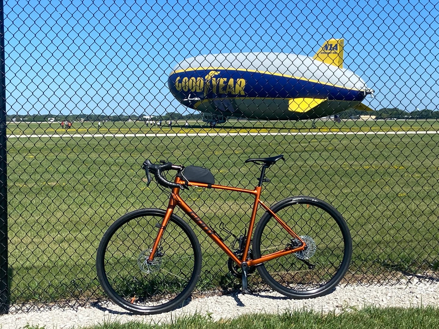 Customer photo review of ROAD TO SKY Bicycle Top Tube Bag Frame Bag 0.7L