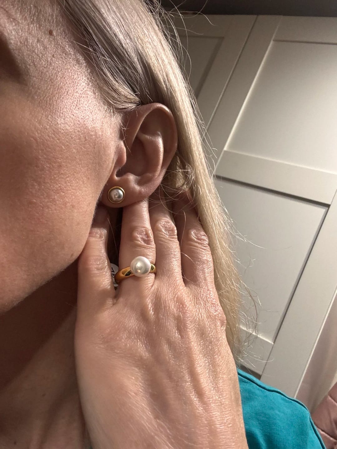 Customer photo review of Aura Pearl Band