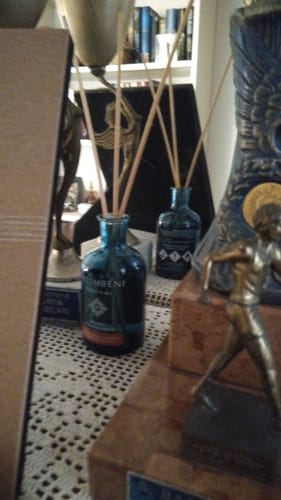 Customer photo review of Antichi Legni da 100 ml + Zagara di Taormina da 100 ml in PROVA OMAGGIO + Seta e Muschio Bianco da 100ml in PROVA OMAGGIO