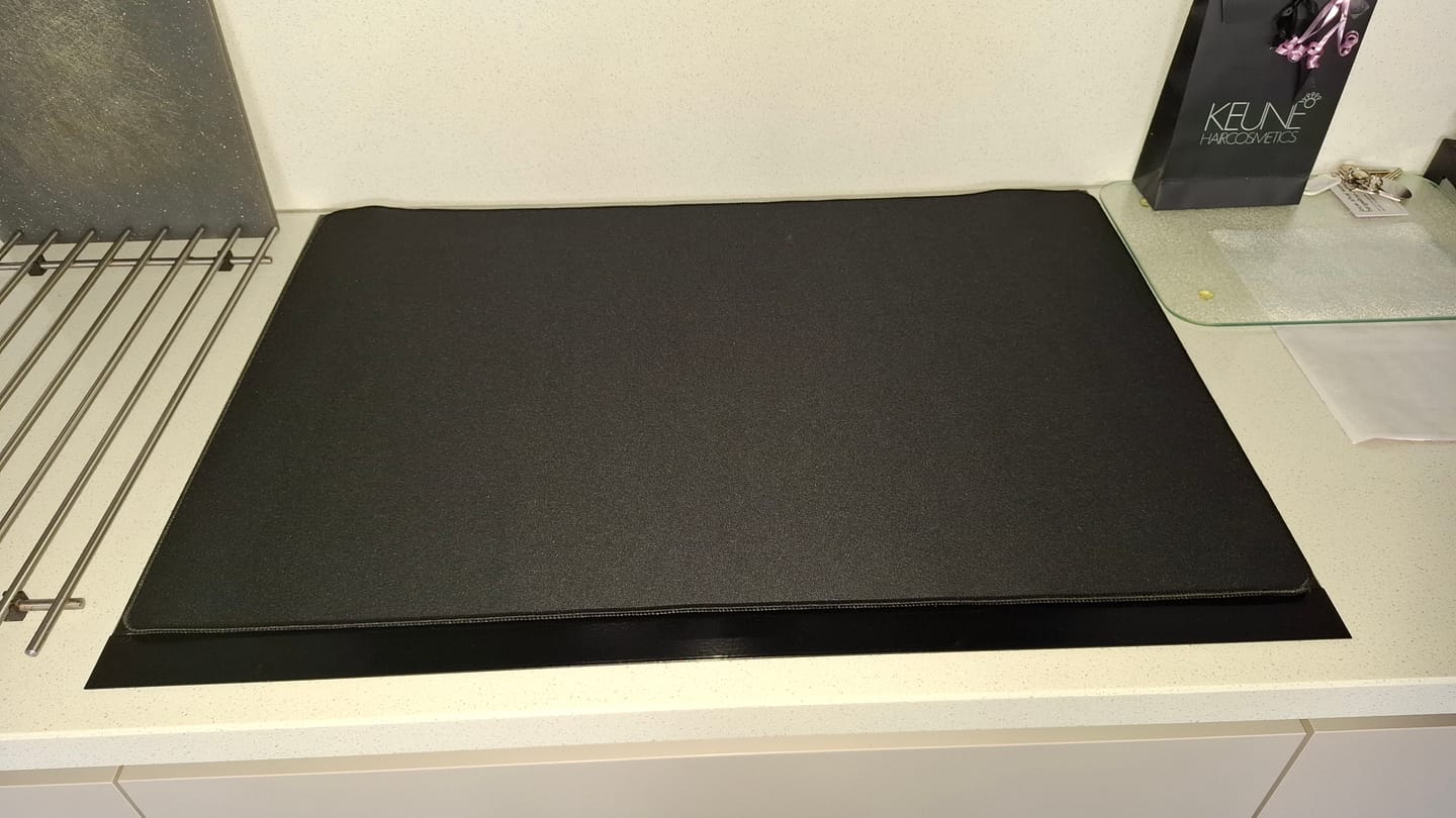 Customer photo review of Inductiebeschermer - 2-in-1 - anti-slip - zwart
