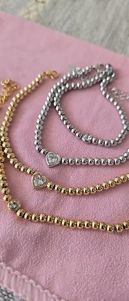 Customer photo review of Golden Touch Zircon Bracelet