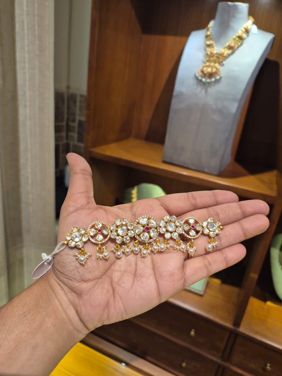 Customer photo review of Aymmu Polki Choker