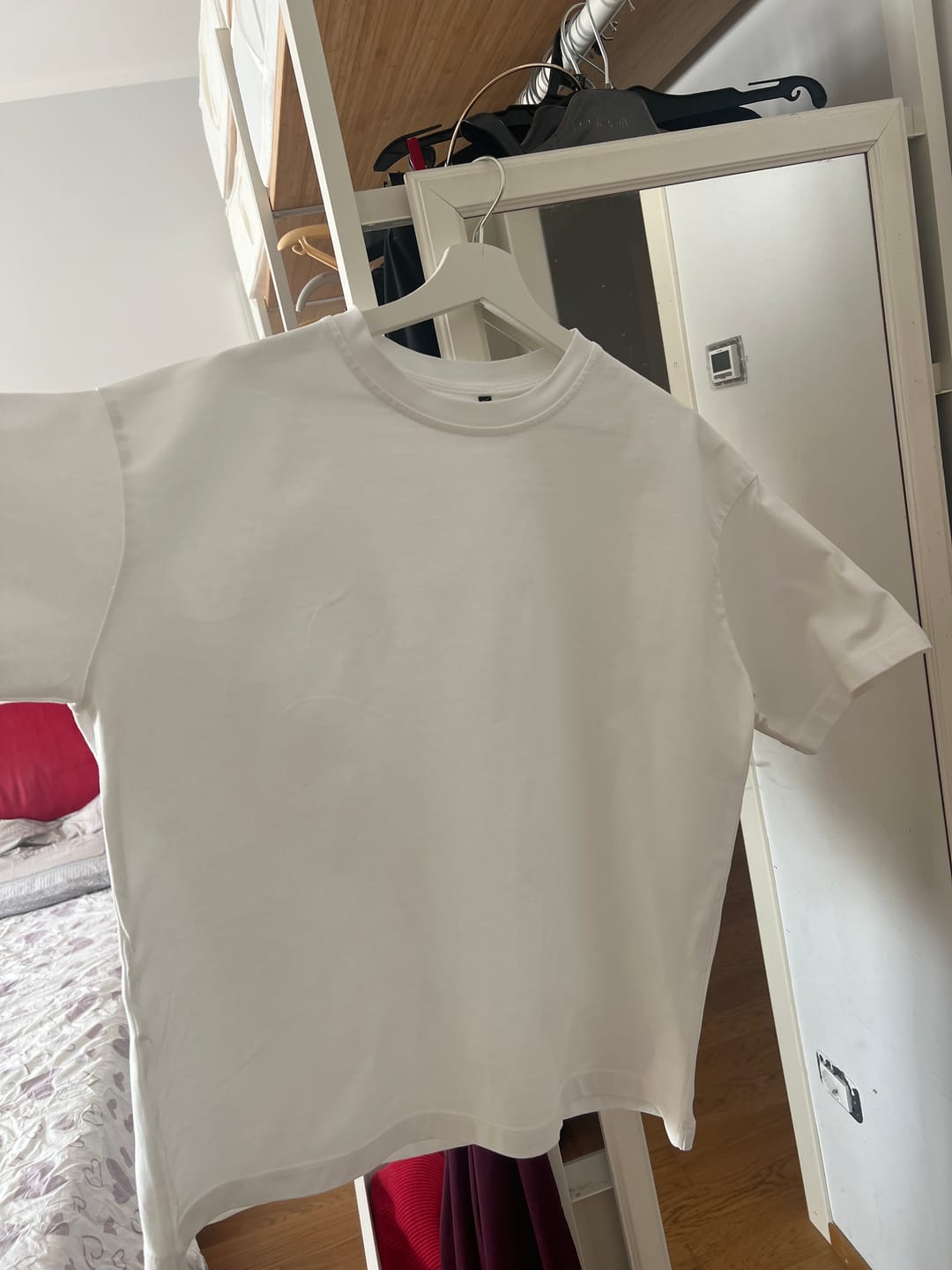 Customer photo review of T-Shirt Over Blanks 280GSM Off White