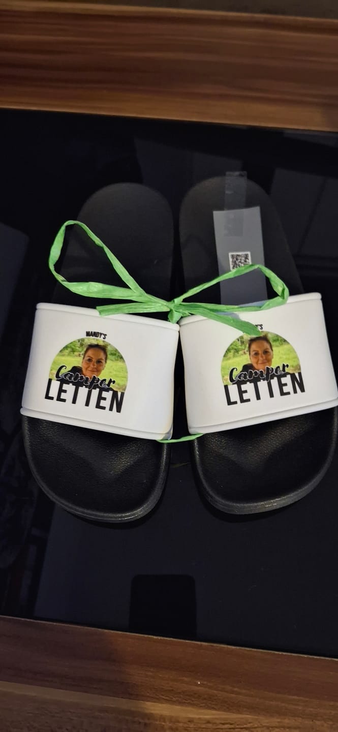 Customer photo review of Camperletten - Personalisierte Badeschlappen für Camper und Wohnmobilfreunde