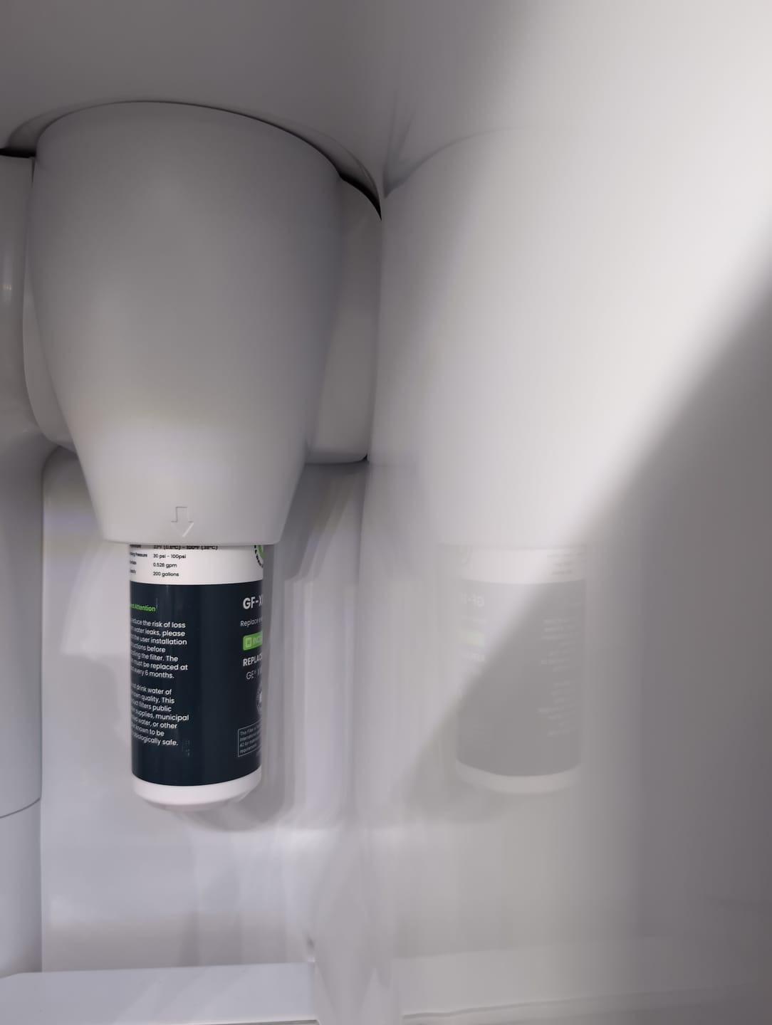 Customer photo review of GlacierFresh XWFE Water Filter - XWFE Water Filter NSF Certified with RFID Chip