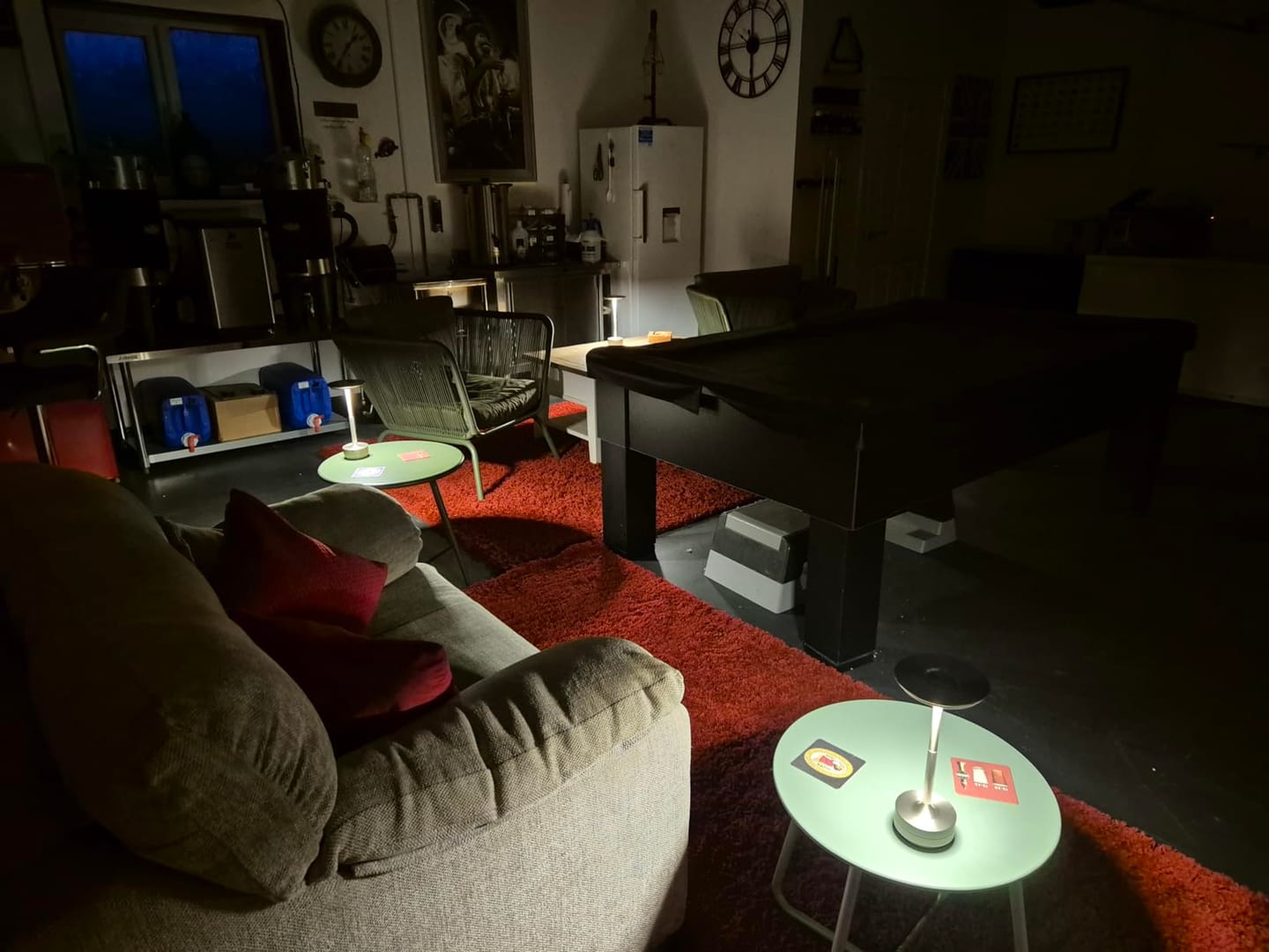 Customer photo review of LED Table Lamp with Round Disc Shade