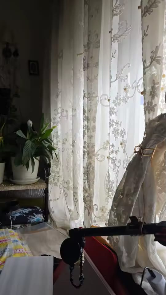 Customer photo review of Cortina Voil Branca com Tule Bordado Sob Medida - Alurea