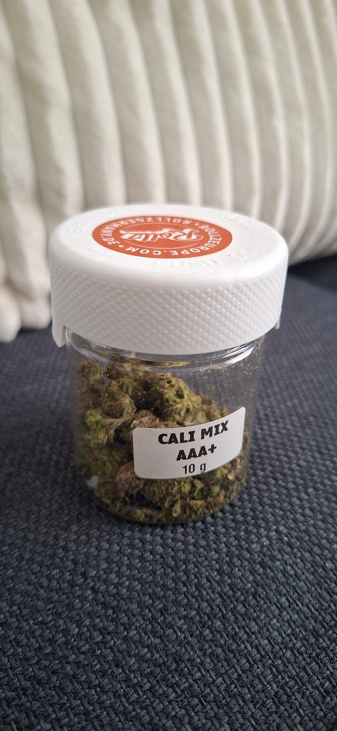 Customer photo review of CALI MIX AAA+ – Premium Selection