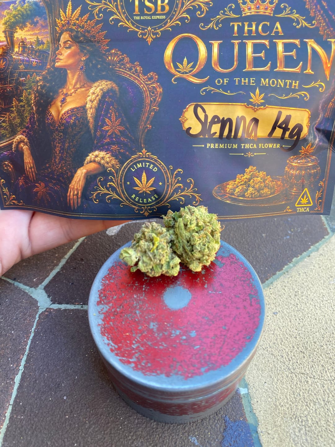 Customer photo review of THCA Queen