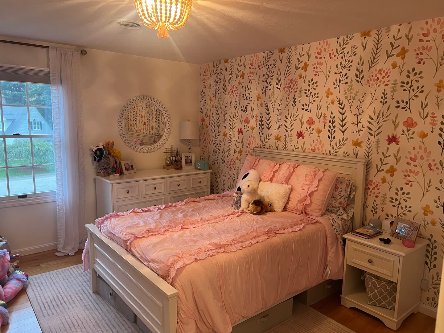 Customer photo review of Rosanna - Watercolor Flower and Plants Wallpaper