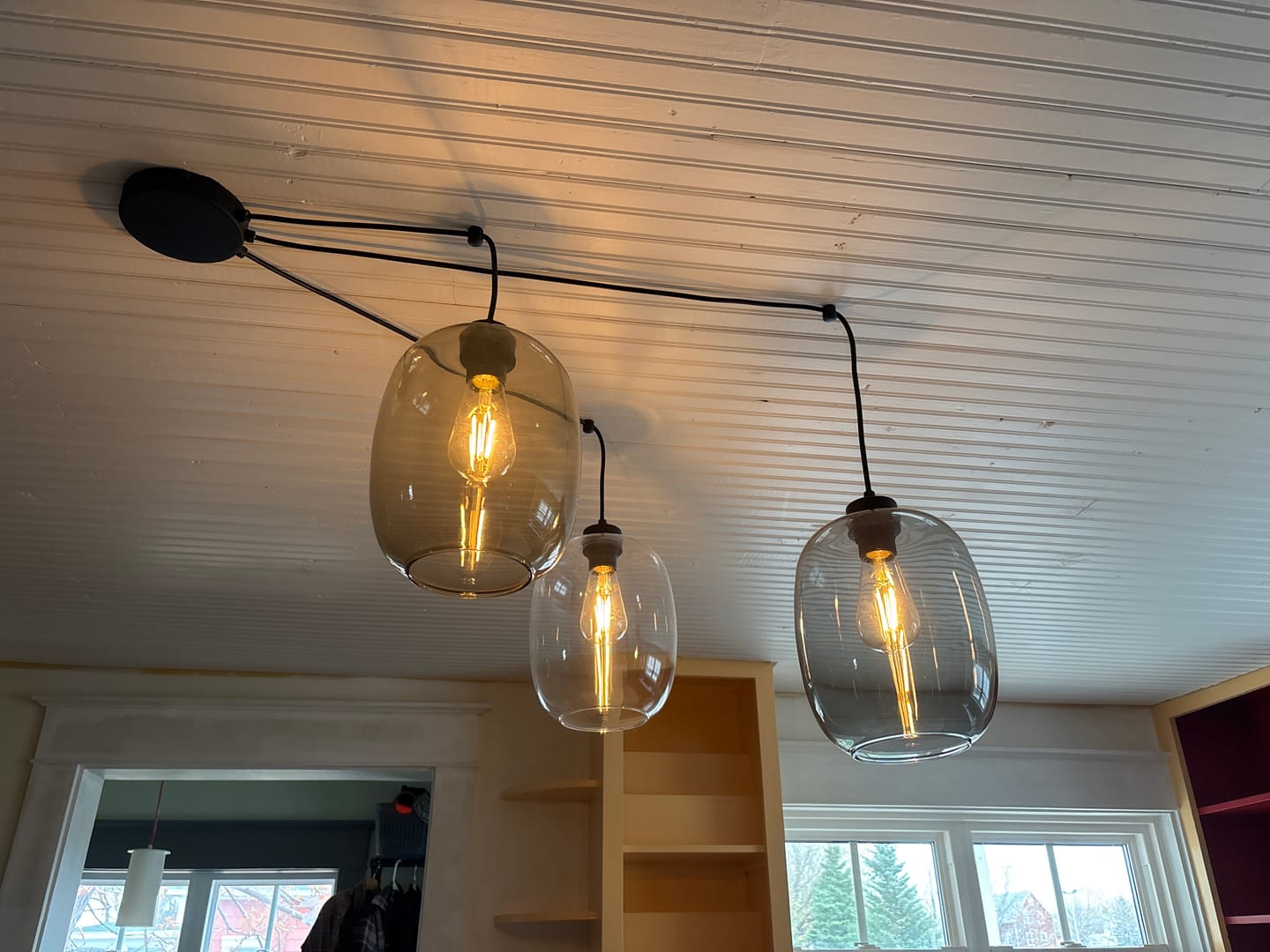 Customer photo review of ELIO 3-Light Offset Glass Pendant for Kitchen Island, Dining & Stairwell