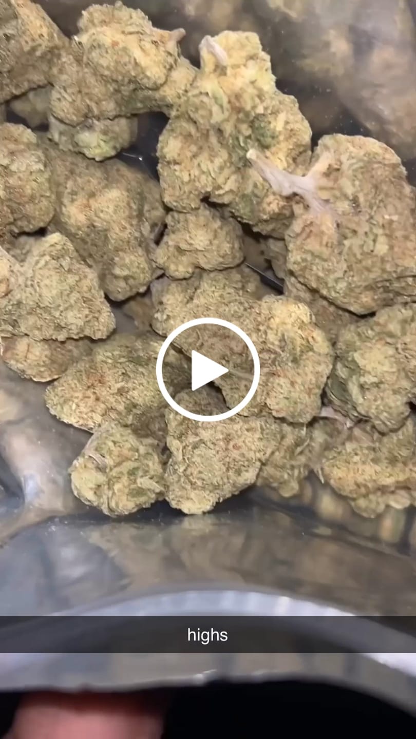 Customer video review of Strawberry Cough THCA Flower
