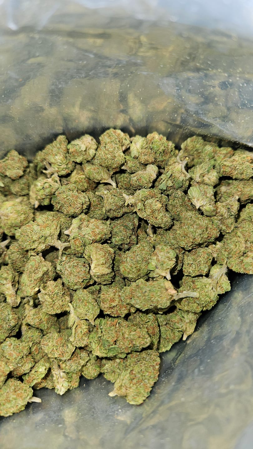 Customer photo review of Cheap THCA Smalls Pound