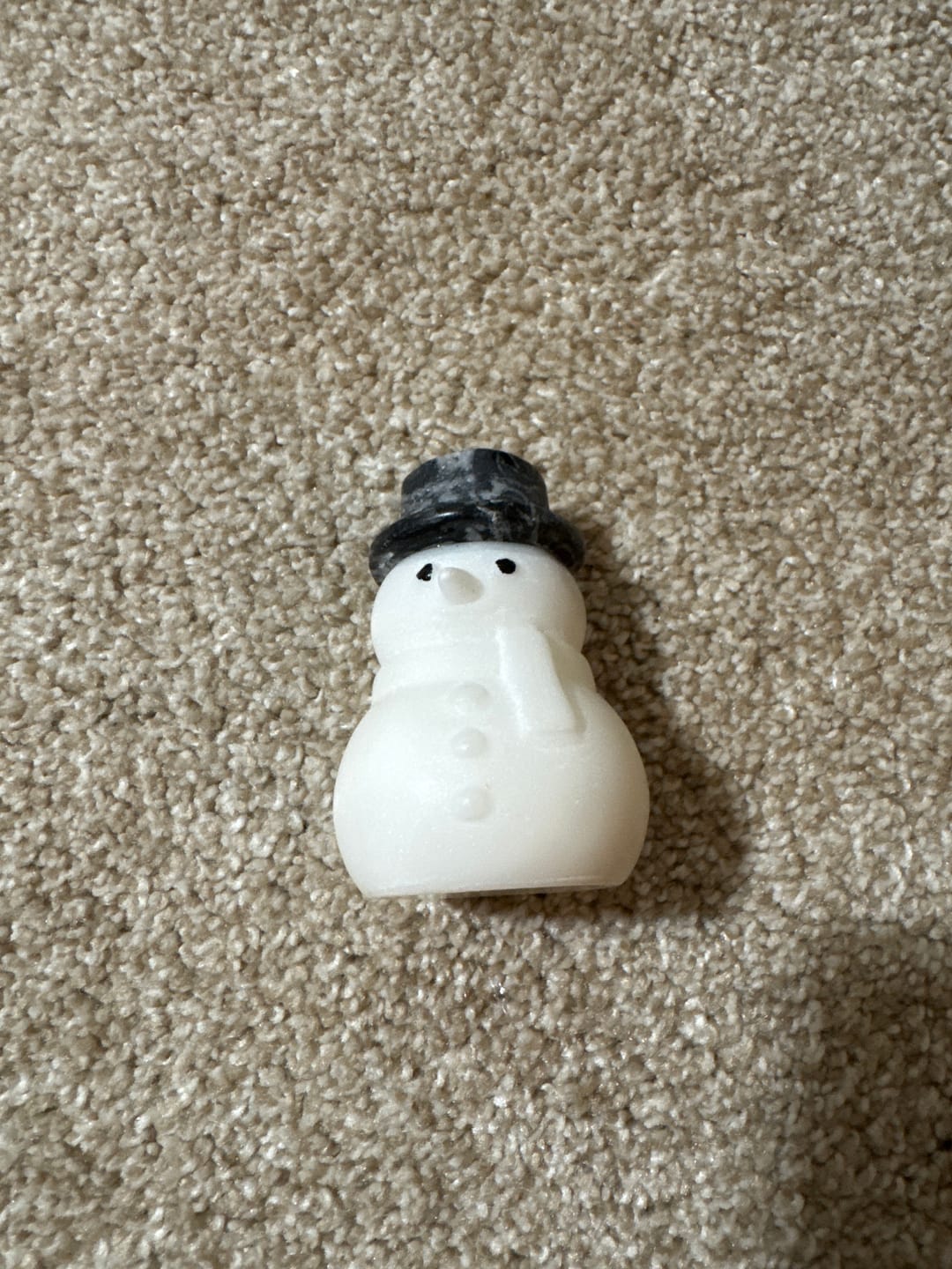 Customer photo review of A Slightly Imperfect Natural Crystal Carving Snowman With Hat