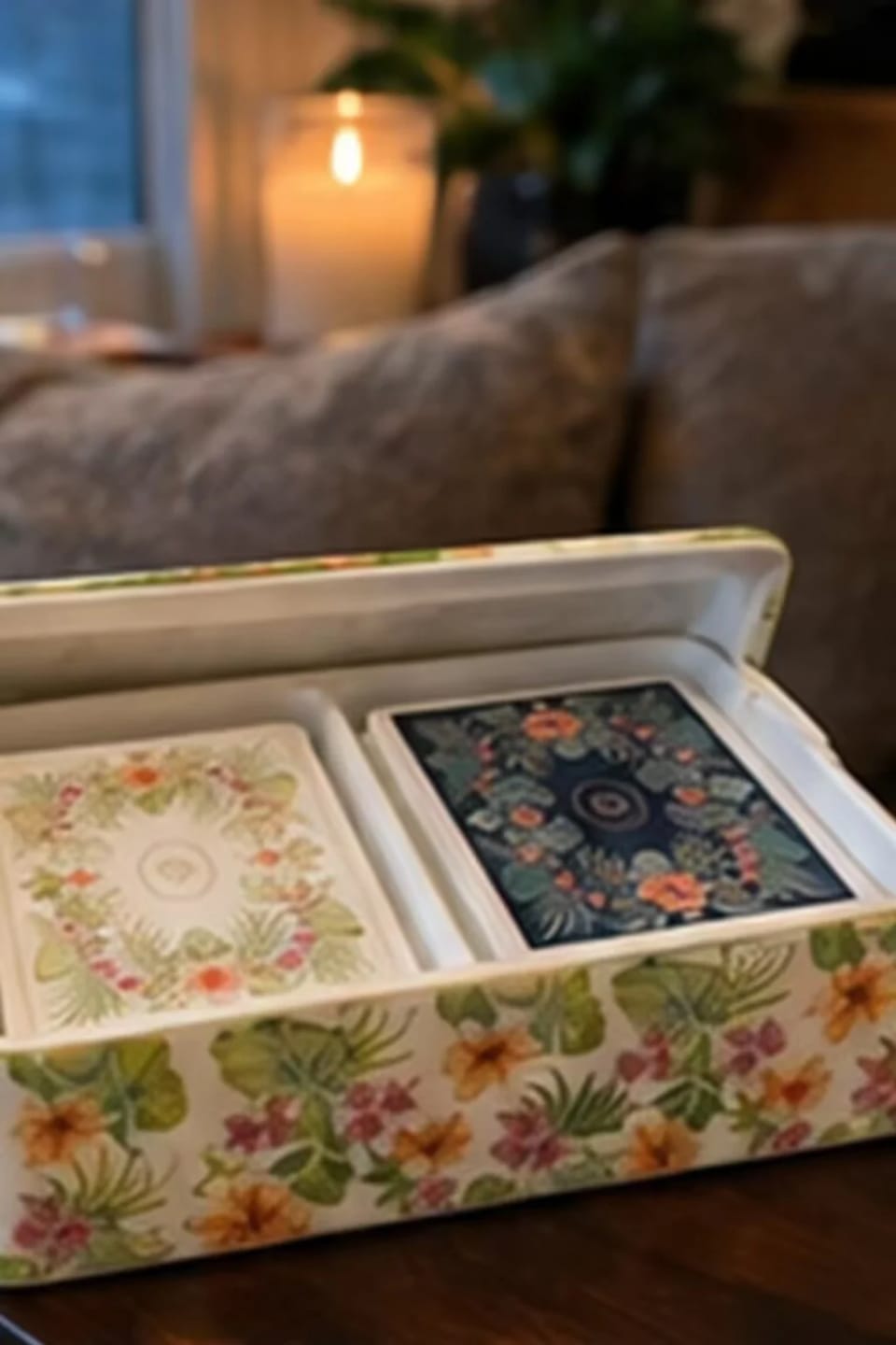 Customer photo review of Palm Garden Double-Deck Playing Card Set