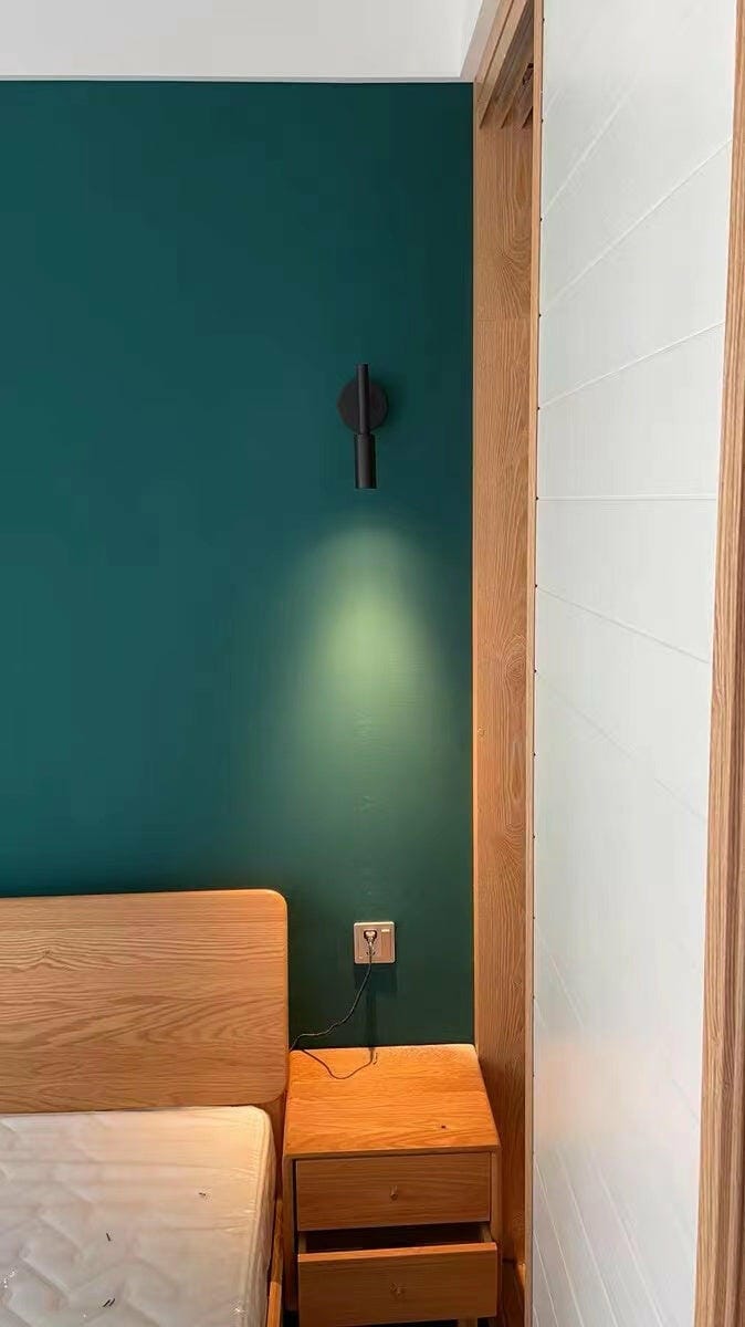 Customer photo review of Slim Black Aluminium Wall Light, Swivel Beam, Wall Sconce, 10 cm