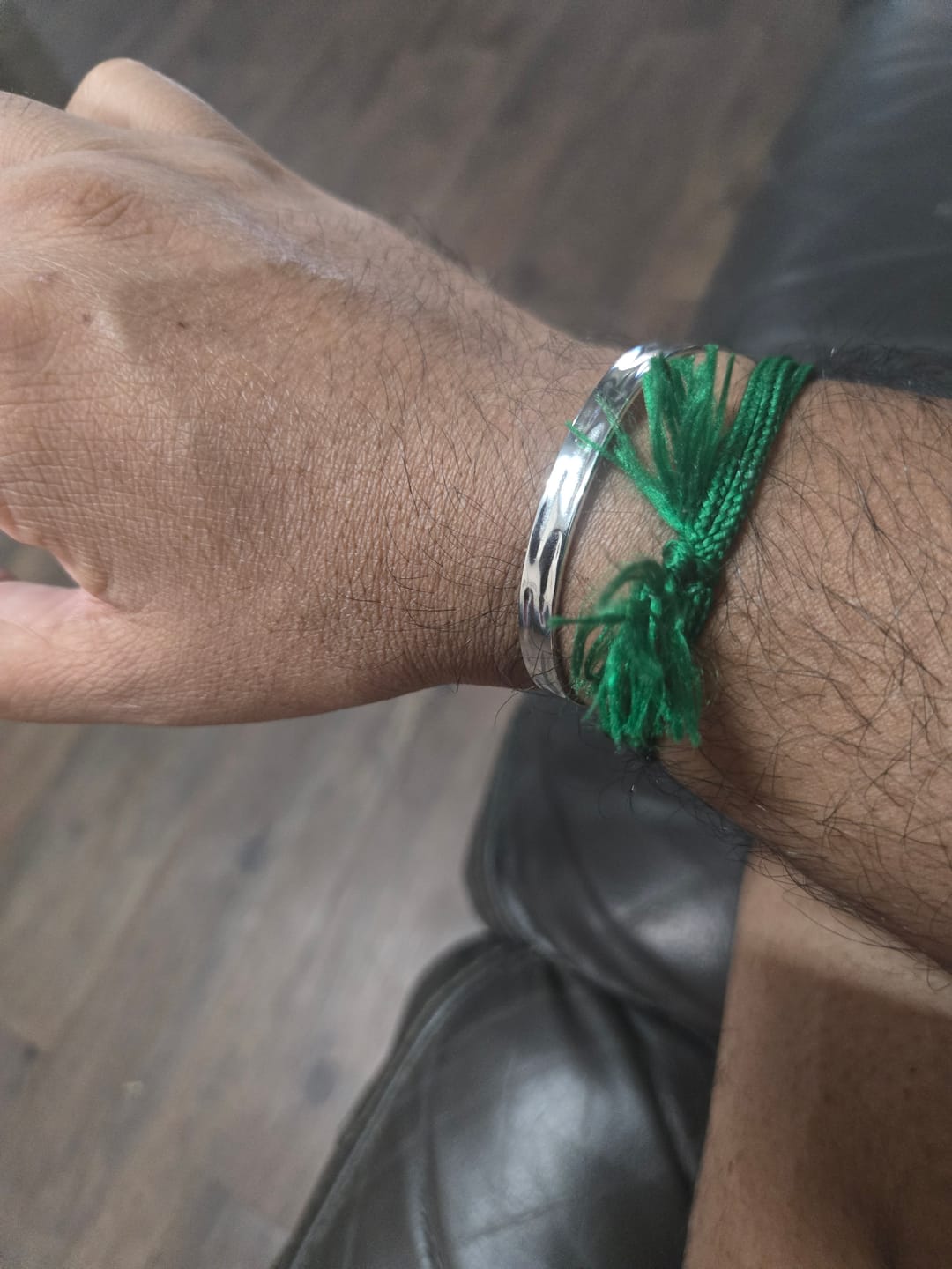 Customer photo review of Harper Classic Bangle