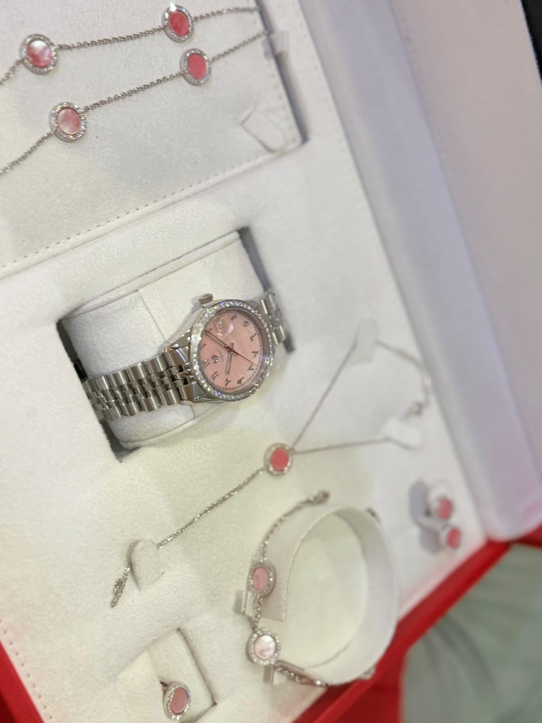 Customer photo review of Perla Pink + 5 Pieces Fine 925 Silver Jewelry Set