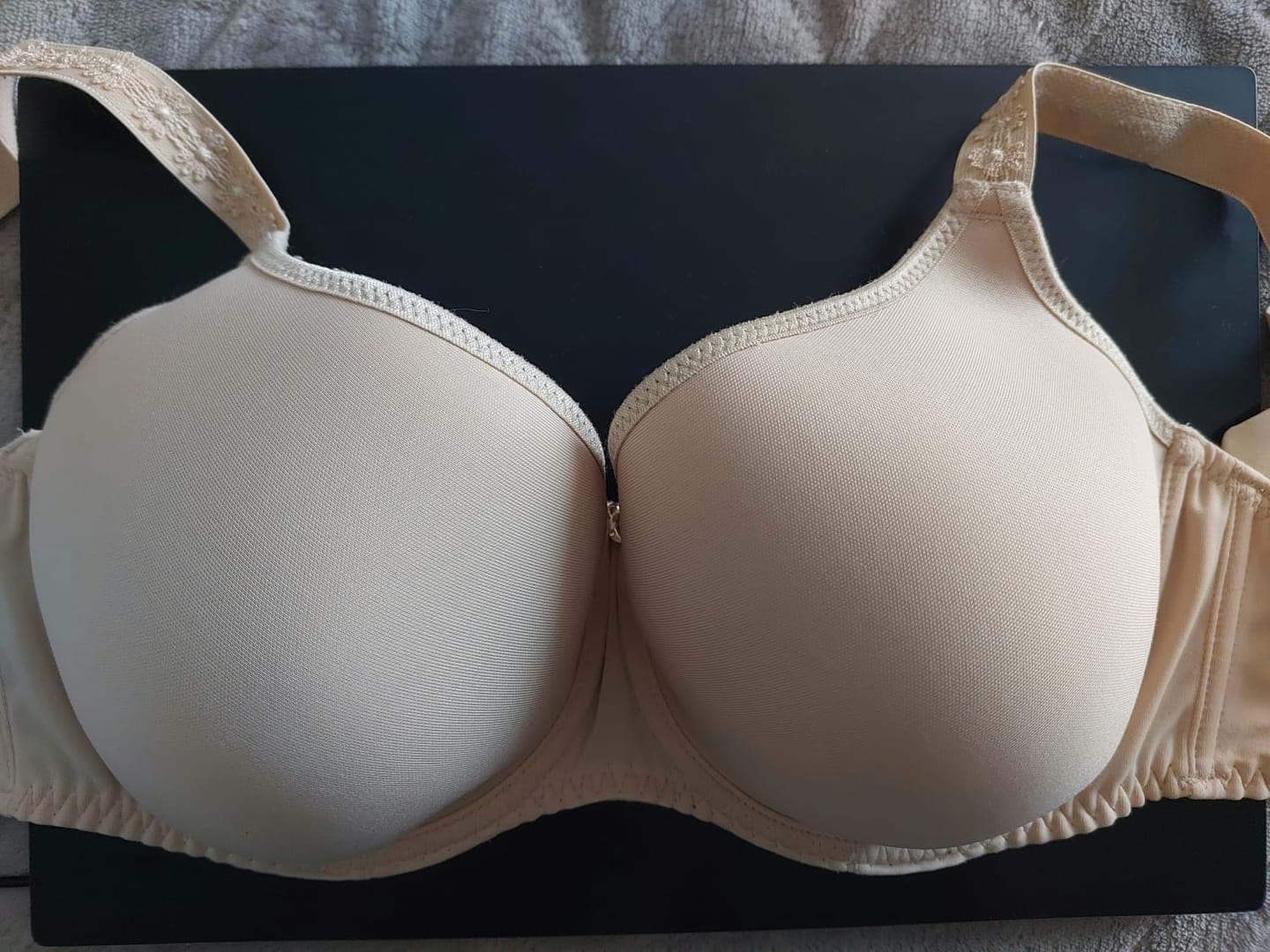 Customer photo review of Sostén Spacer Sofía Corin CO17731