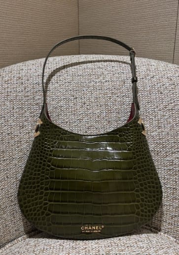 Customer photo review of Chanel 2026 Shoulder Bag Crocodile Embossed Leather 167164