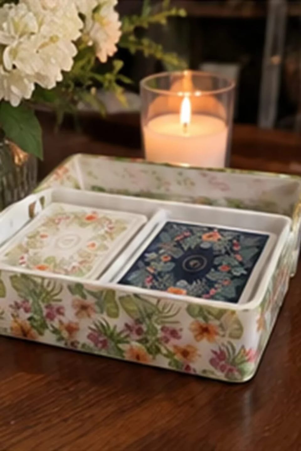 Customer photo review of Palm Garden Double-Deck Playing Card Set