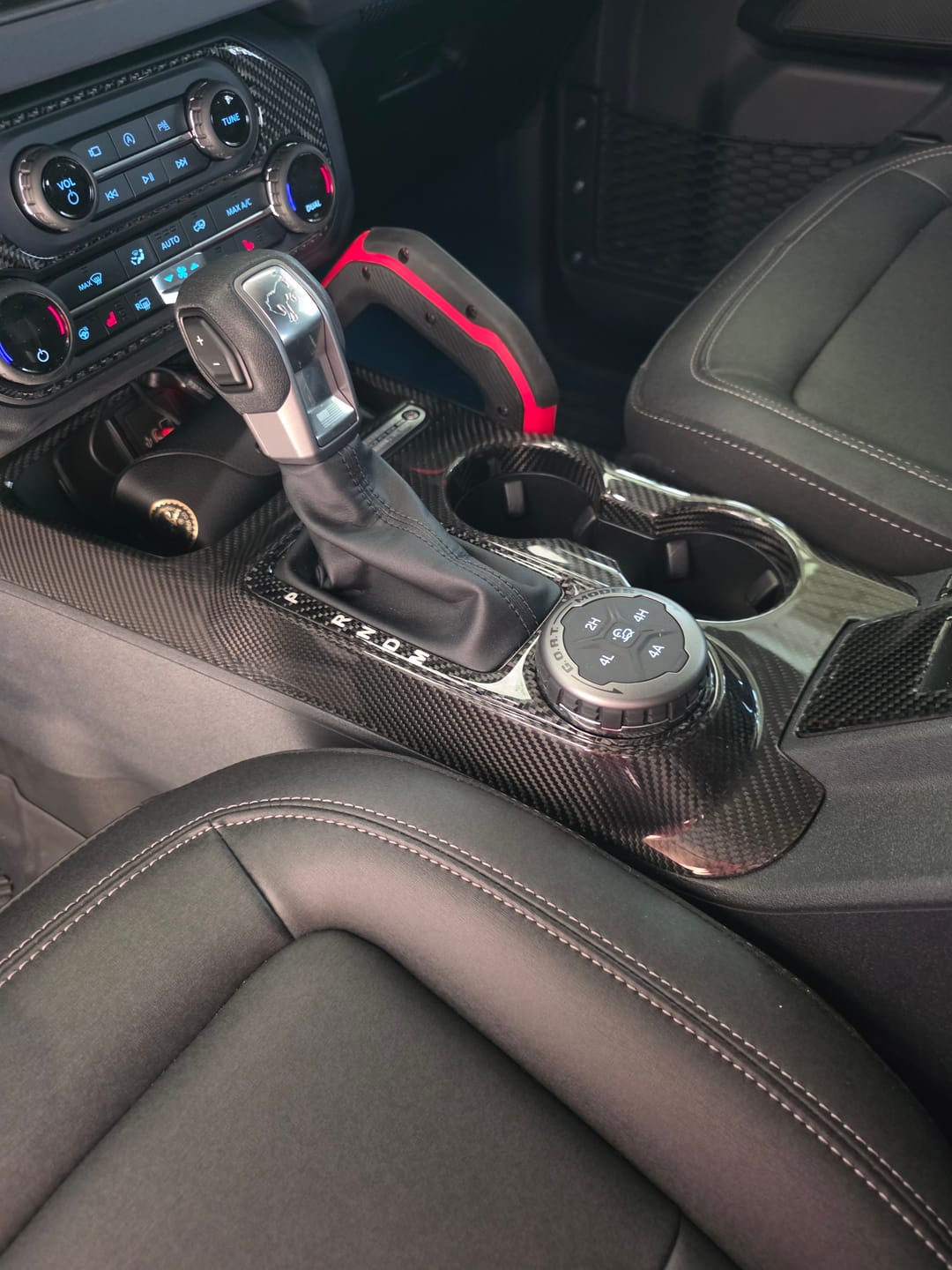Customer photo review of Real Carbon Fiber Center Console Cover For 2021-2024 Ford Bronco