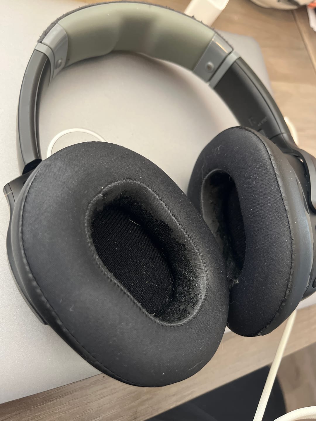 Customer photo review of Skullcandy Hesh 3, Evo, and Crusher Replacement Earpads - WC FreeZe Crusher