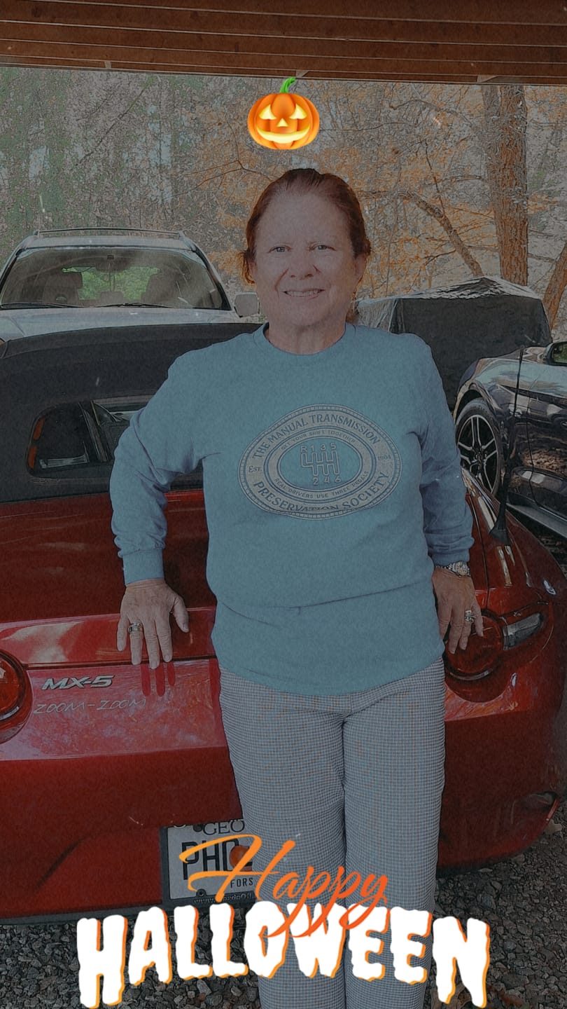 Customer photo review of Manual Preservation Society - 6-Speed Long Sleeve Tee