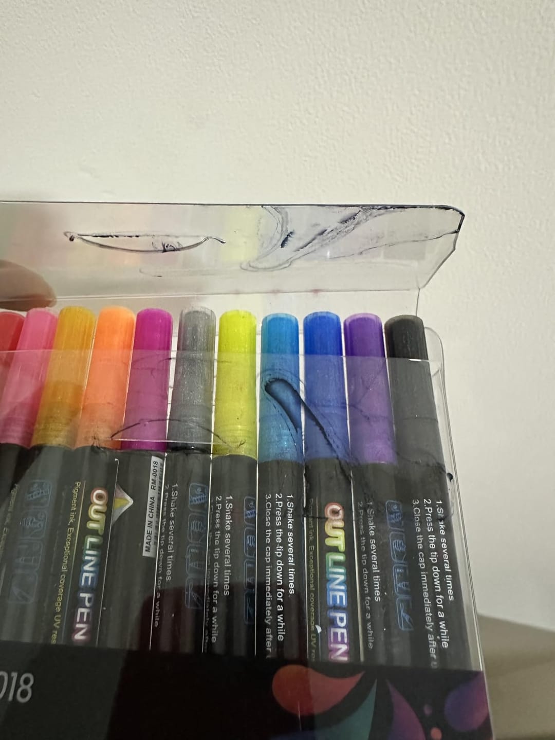 Customer photo review of Blinqo DuoGlow Outline Pens