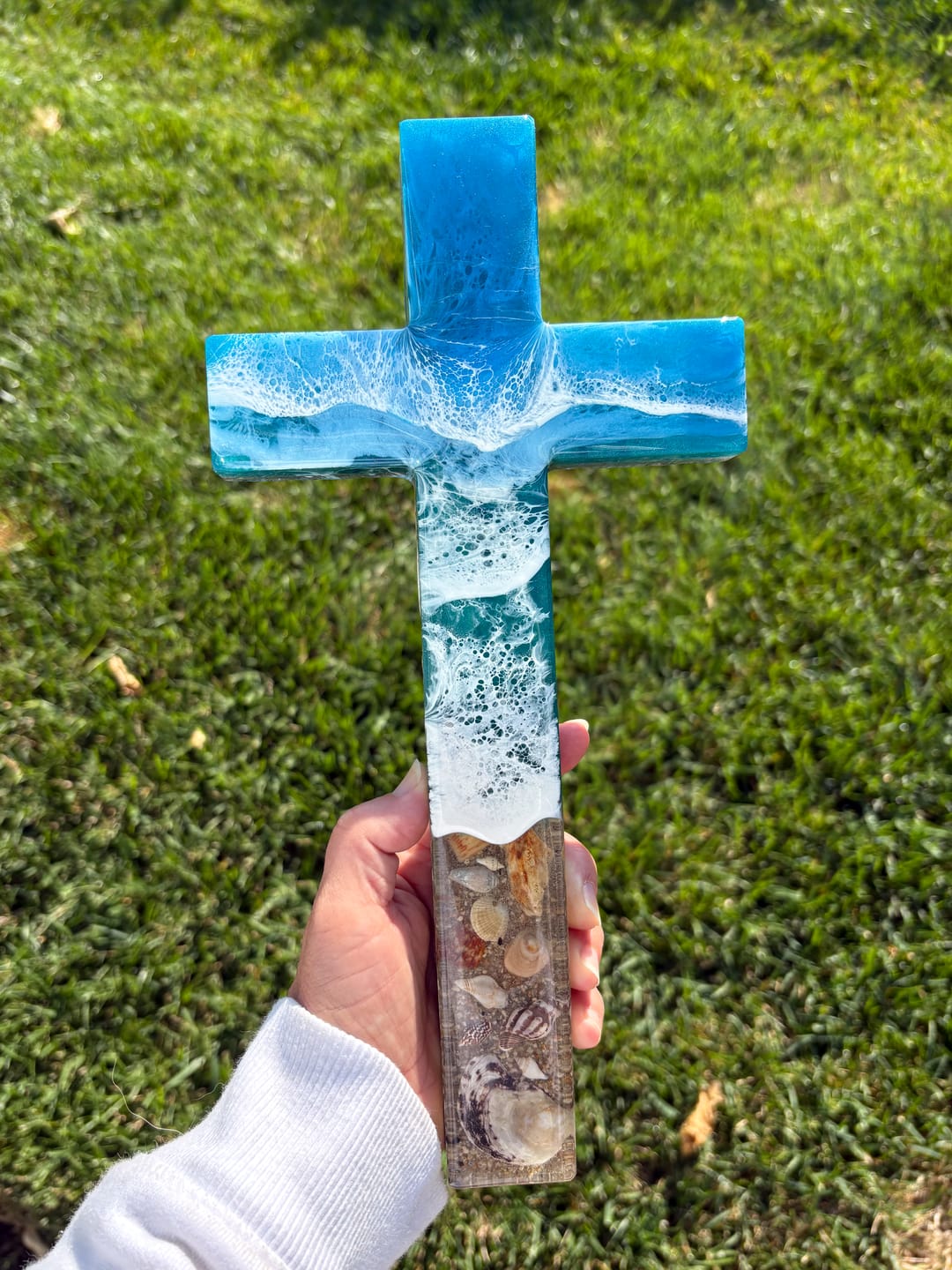 Customer photo review of 12x6x1" Cross Silicone Mold For Epoxy Resin - Medium Cross Mold