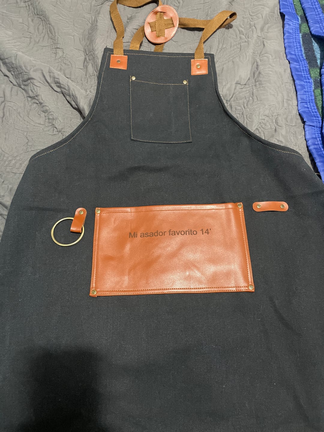 Customer photo review of Pechera Parrillera Criolla Negra Ajustable