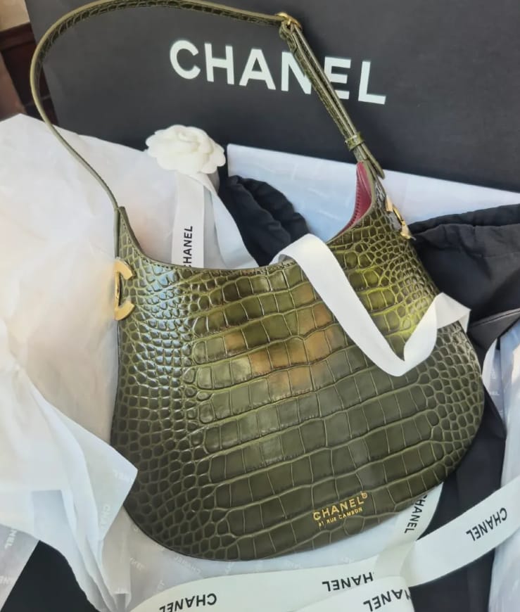 Customer photo review of Chanel 2026 Shoulder Bag Crocodile Embossed Leather 167164