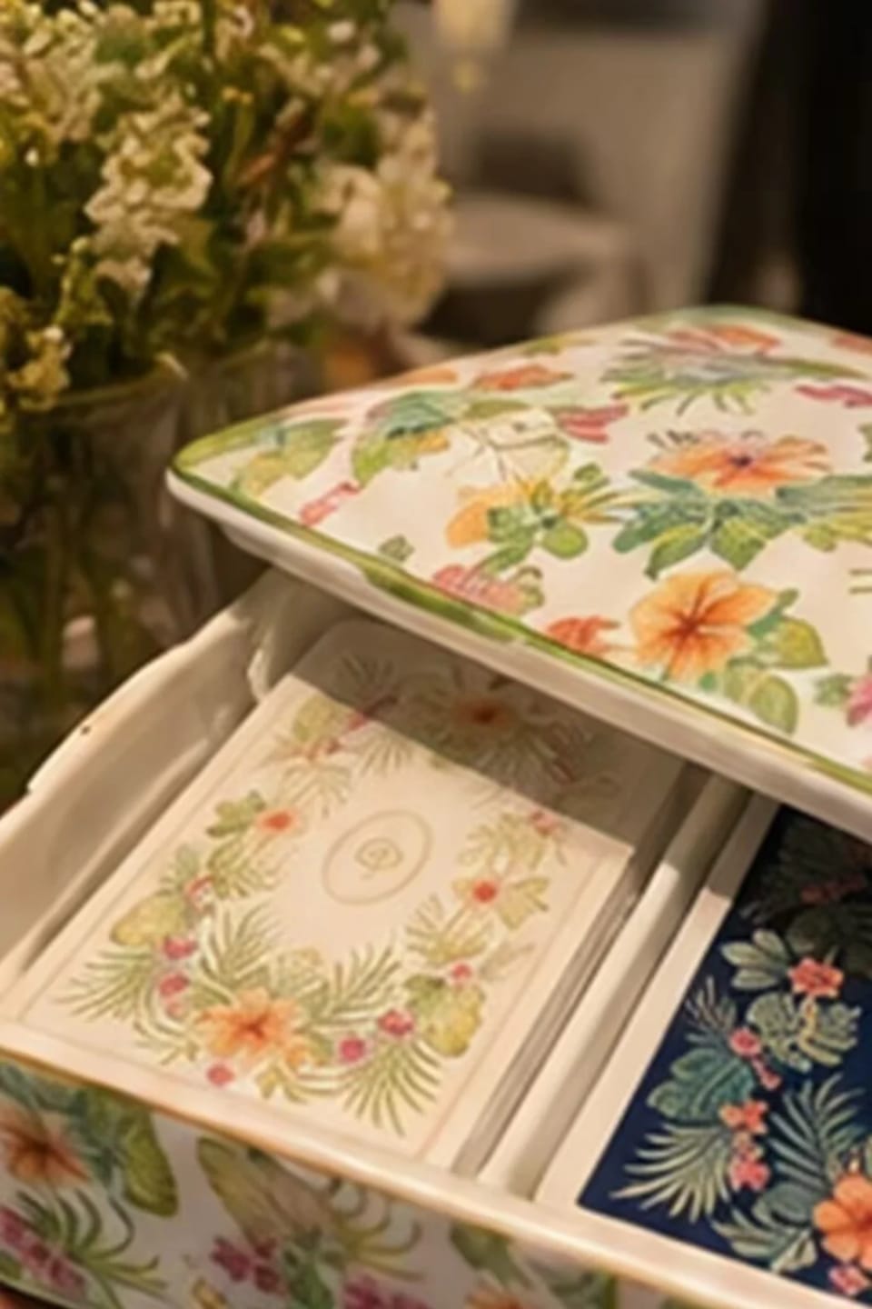 Customer photo review of Palm Garden Double-Deck Playing Card Set